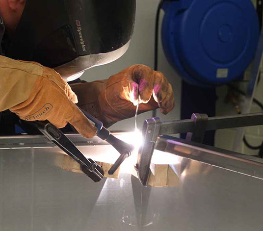 Heften der Blechteile nach EN ISO 9606-2